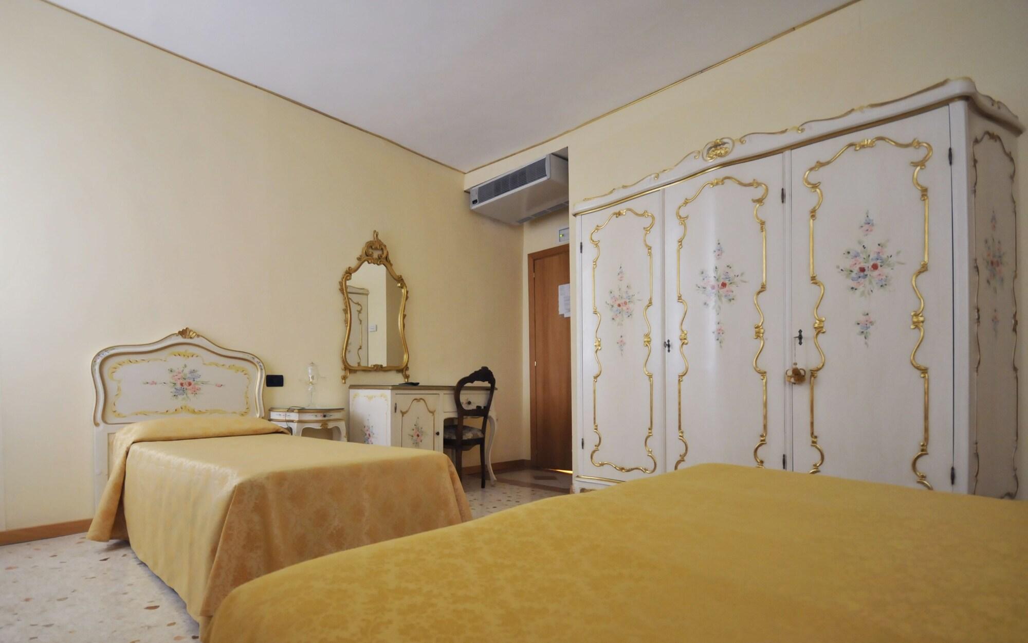 Ca' Leon D'Oro Hotel Veneza Exterior foto