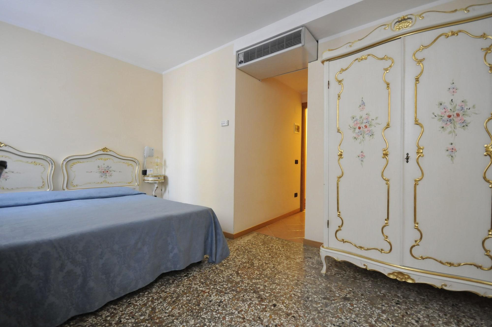 Ca' Leon D'Oro Hotel Veneza Exterior foto